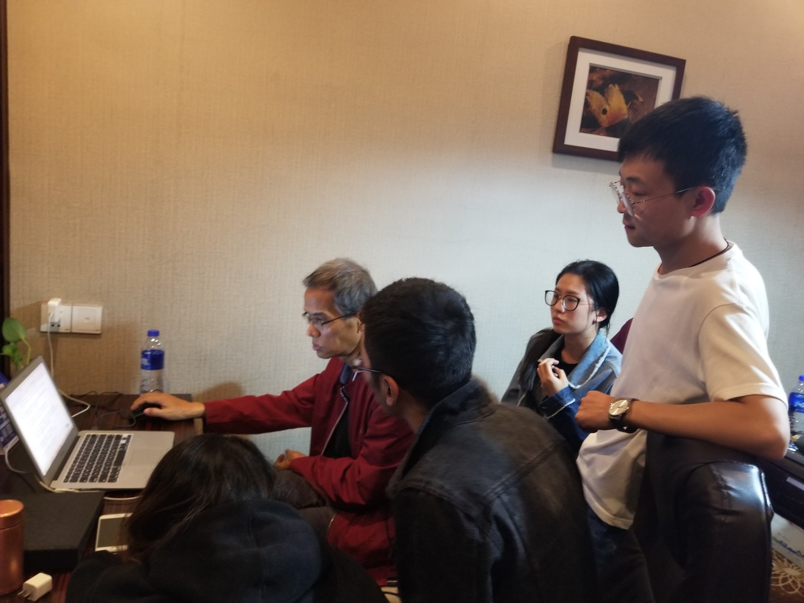 sc_050844_084366.jpg sc_050844_084366.jpg